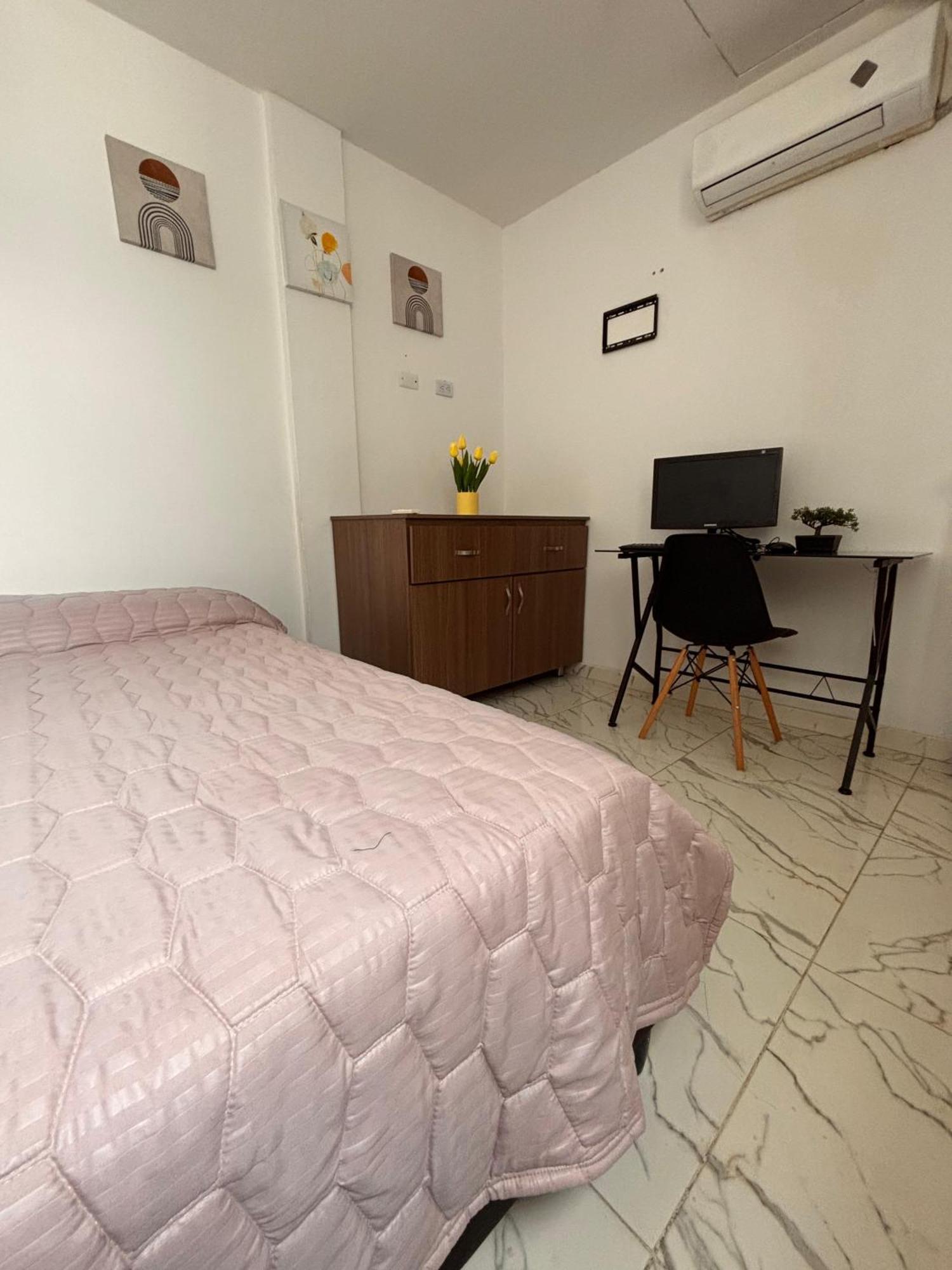 Marthahouse Apartment *